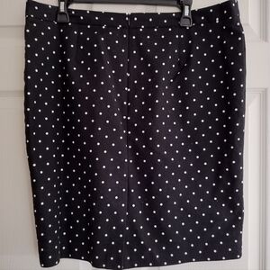 - LIZ CLAIBORNE SKIRT SIZE16